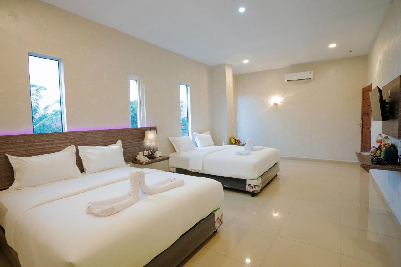 מדאן De'Tonga Hotel מראה חיצוני תמונה