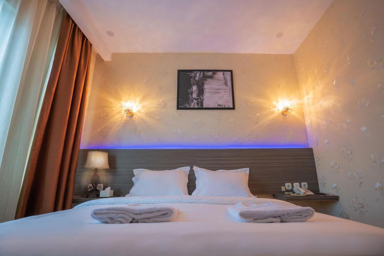 מדאן De'Tonga Hotel מראה חיצוני תמונה